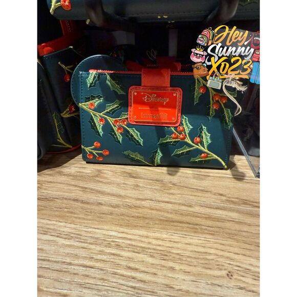 Loungefly Disney Minnie Mouse Holiday Holly Zip Wallet - Picture 2 of 5